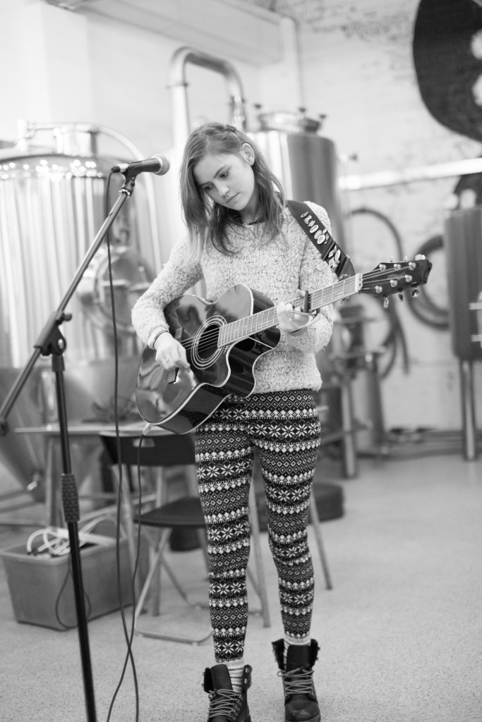 kiaya lyons, a girl and her guitar.