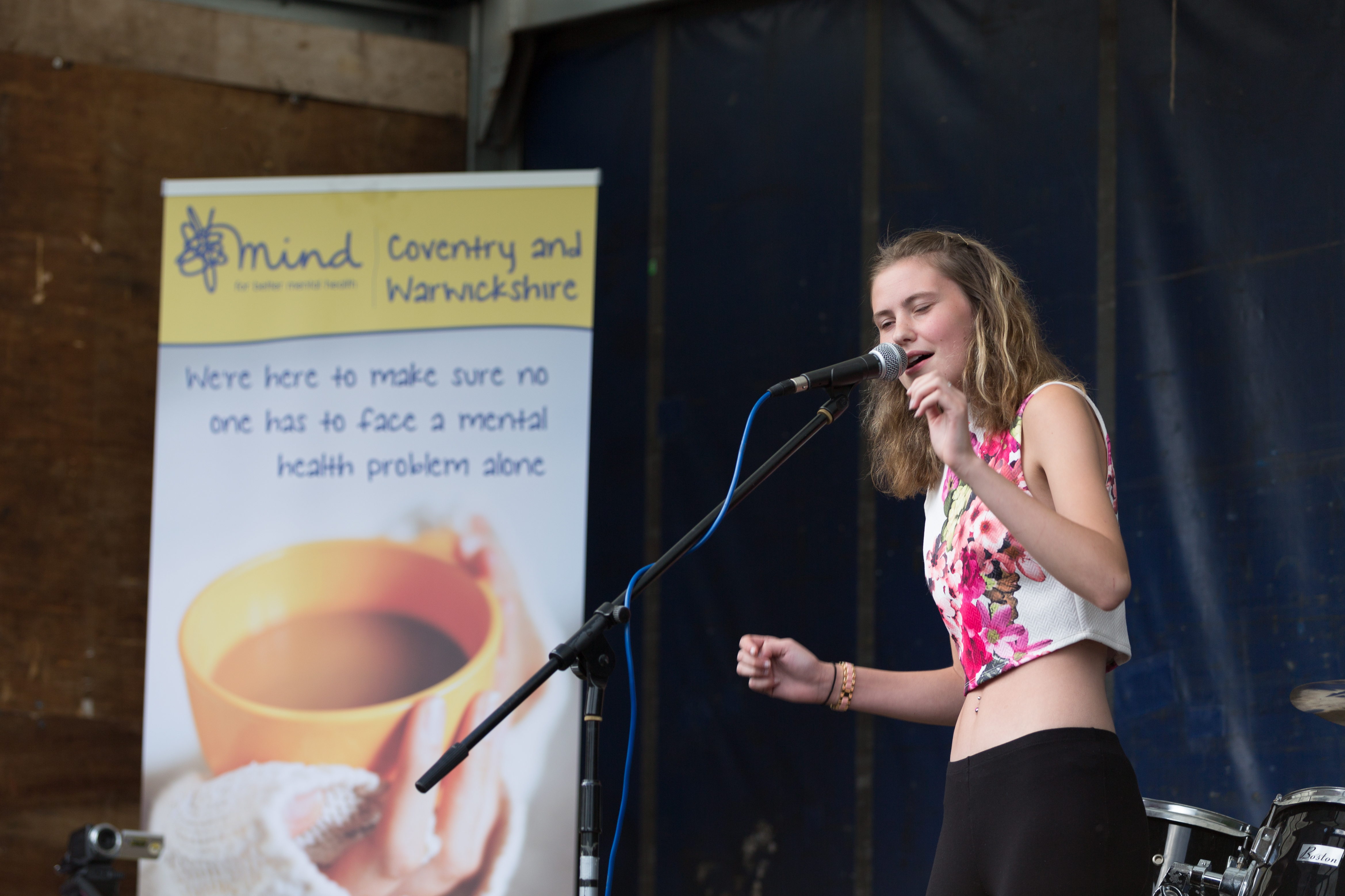 Kiaya Lyons, Crownfest, coventry, Aug 2016 - Just a girl and her guitar