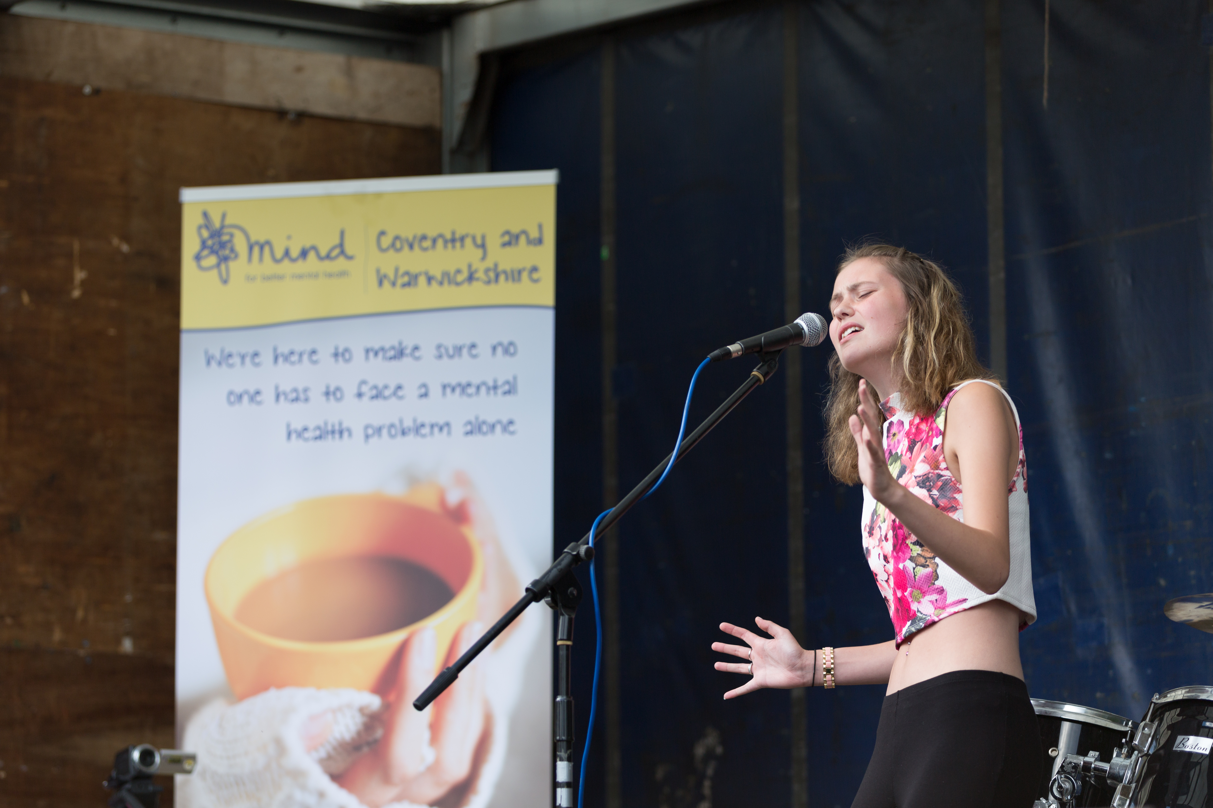 Kiaya Lyons, Crownfest, coventry, Aug 2016 - Just a girl and her guitar